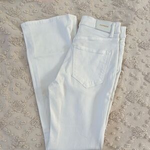 ✨BOGO FREE✨ Express Women's White Jeans